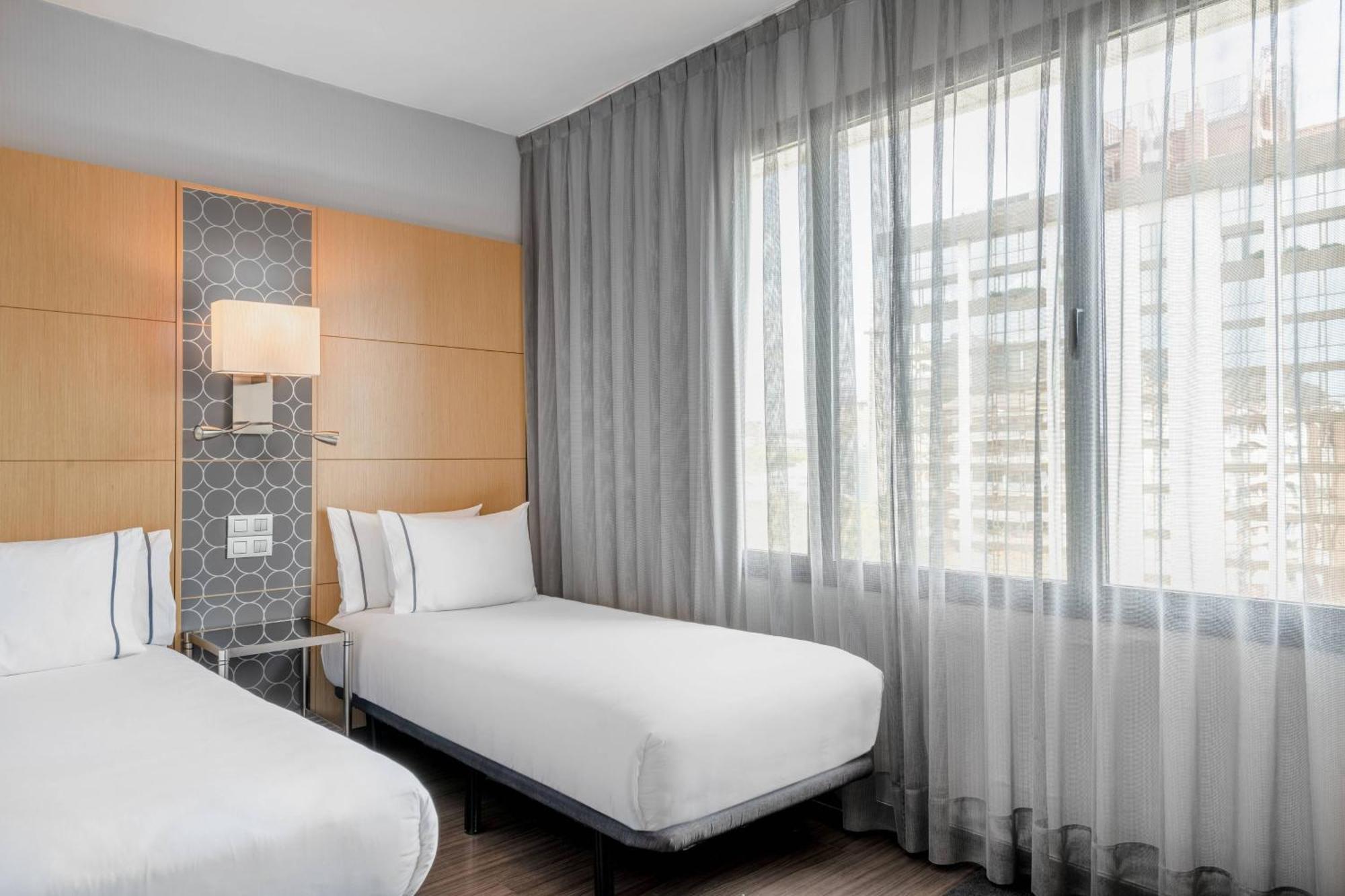 Hotel Ac Hotel Victoria Suites By Marriott Barcelona